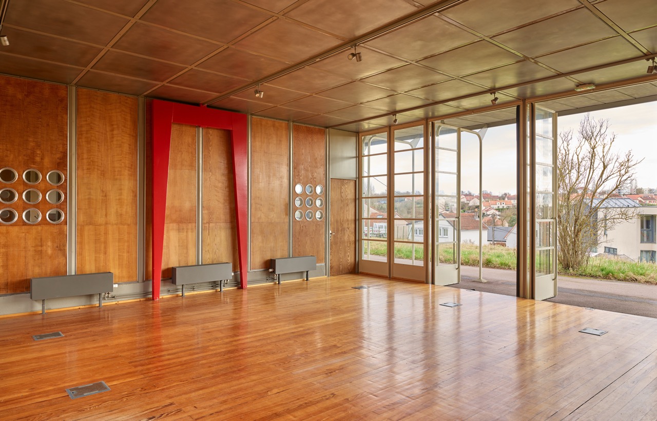 Jean Prouvé, école de Vantoux (FR), 1950 © Galerie Nathan Chiche