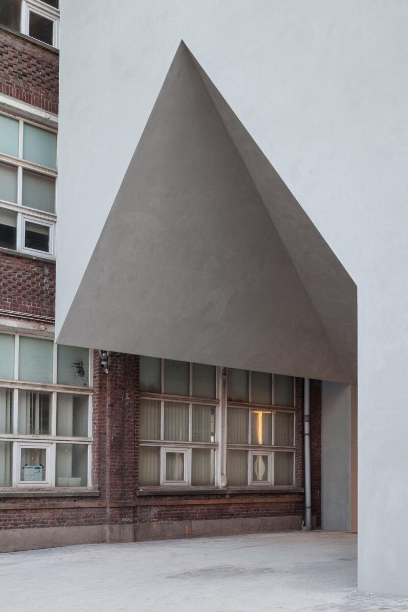 manuel-aires-mateus-tim-van-de-velde-architecture-faculty-loci